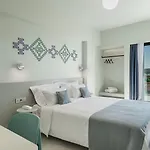 Готель Arkadi