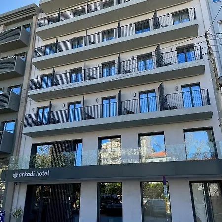 ホテル アルカディ 3*