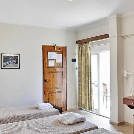 アルカディ ホテル ハニア