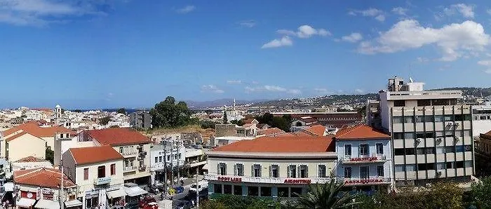 Отель Arkadi 3*